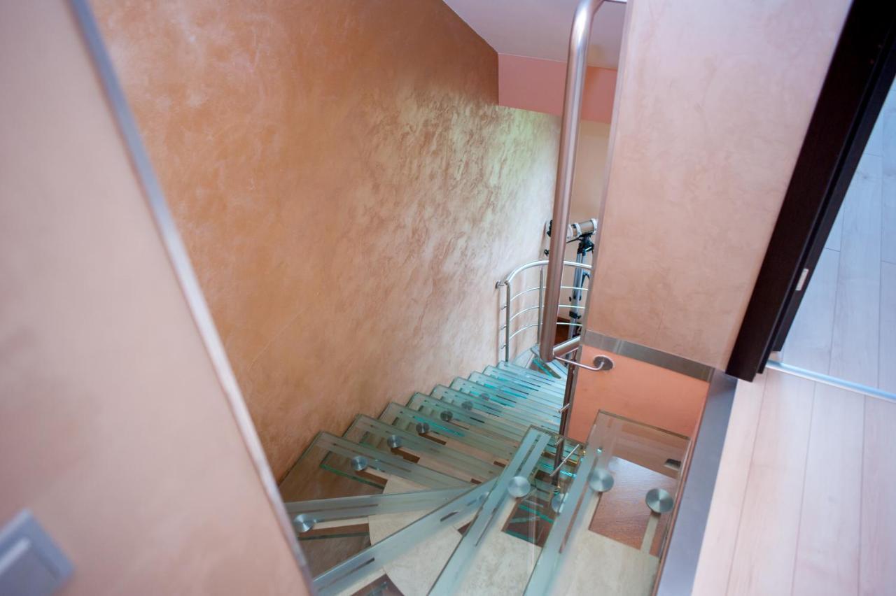 Skyhouse Riga Amazing Penthouse And Spa Ngoại thất bức ảnh